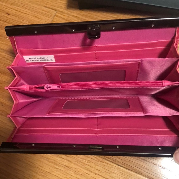 Wallet - Picture 5 of 5